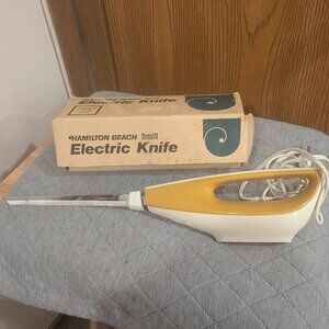 Electric Carving Knife VTG Hamilton Beach Scovil White/Mustard Gold-Working